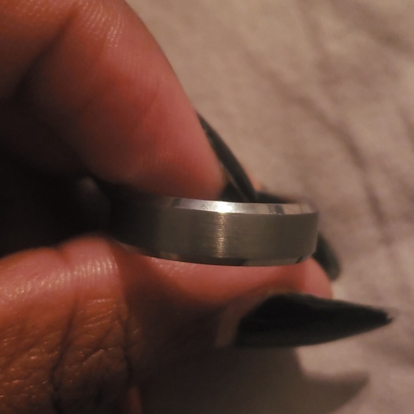 Wedding ring - Picture 2 of 4